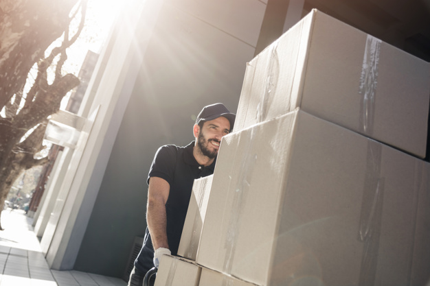 moving services in dubai